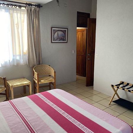 Zandoyo Bed & Breakfast 埃斯孔迪多港 外观 照片